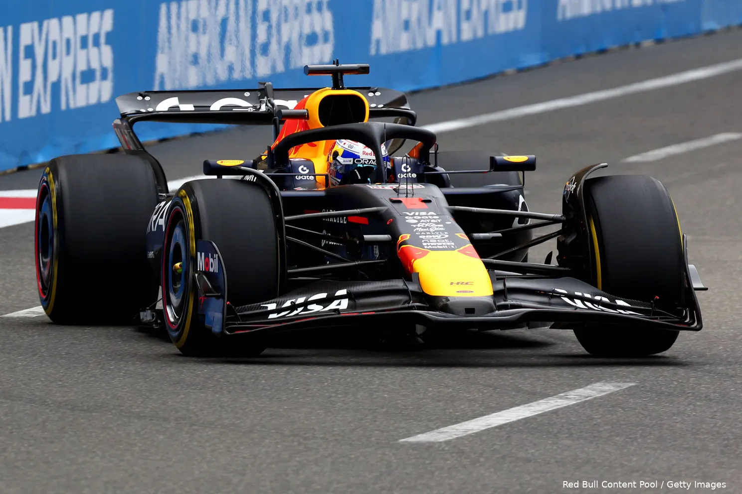 max-verstappen-red-bull-racing-bakoe-zondag-azerbeidzjan-2025