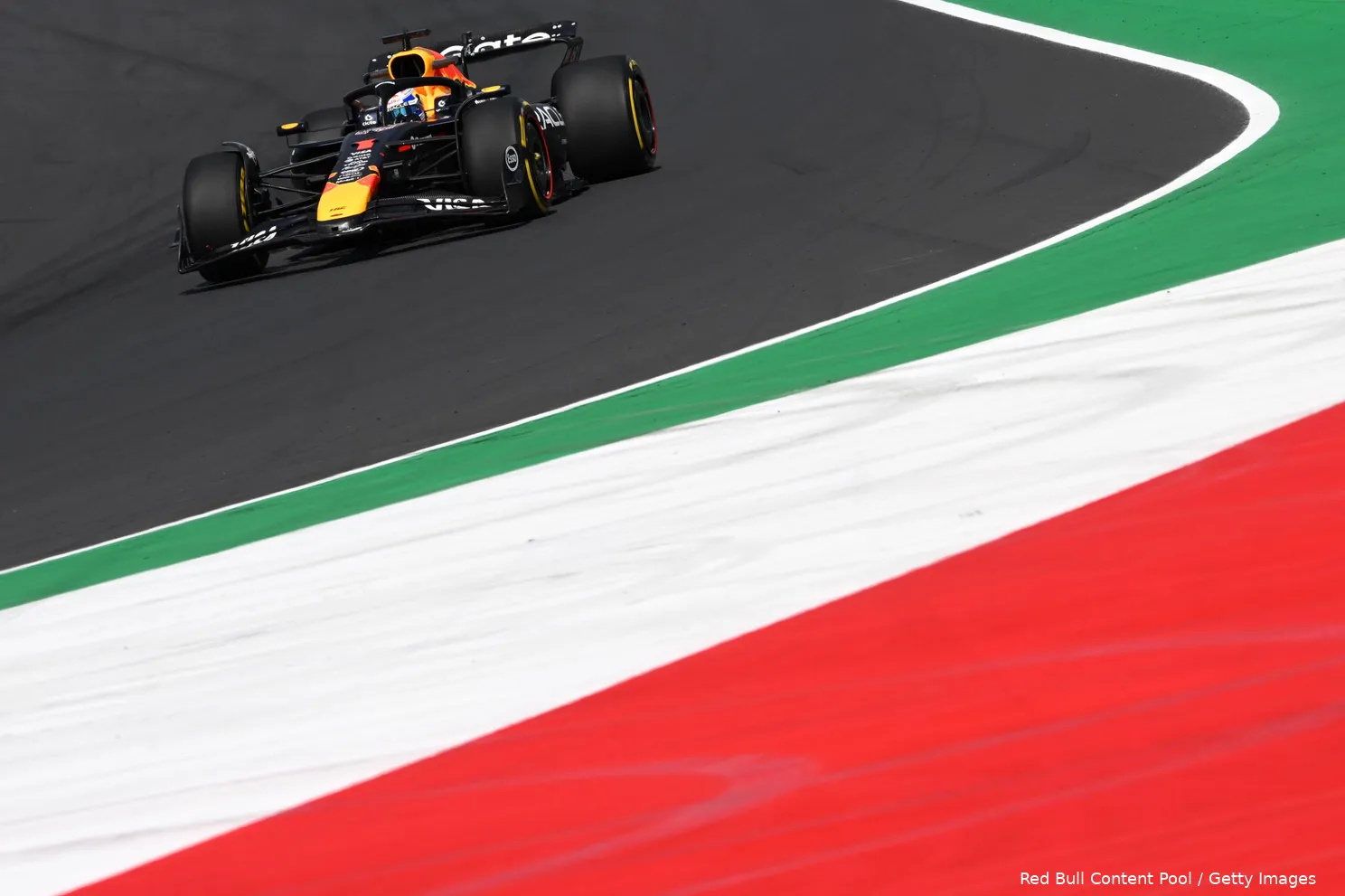 max-verstappen-red-bull-racing-italië-monza-vrijdag-rb-21-1