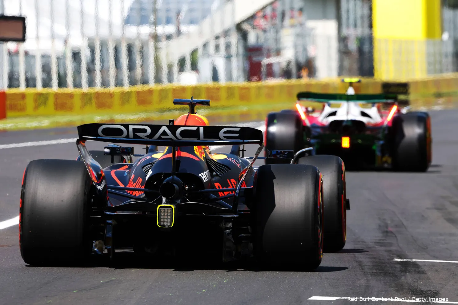 max-verstappen-red-bull-racing-italië-monza-vrijdag-rb-21-1-lewis-hamilton-ferrari