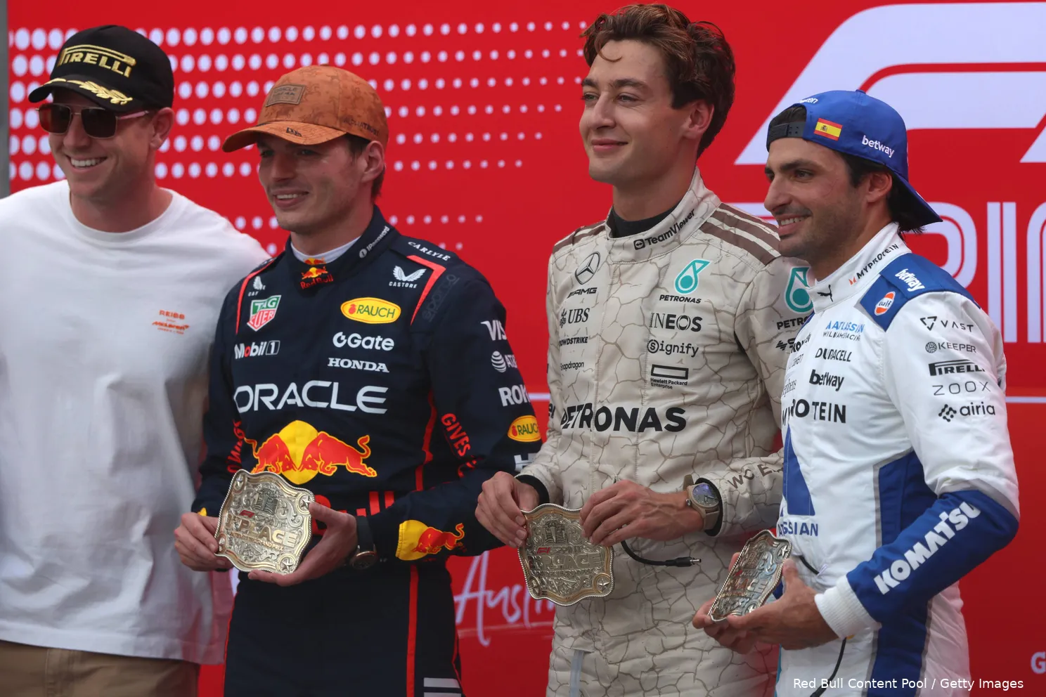 max-verstappen-george-russell-carlos-sainz-red-bull-mercedes-williams-austin-zaterdag (10)