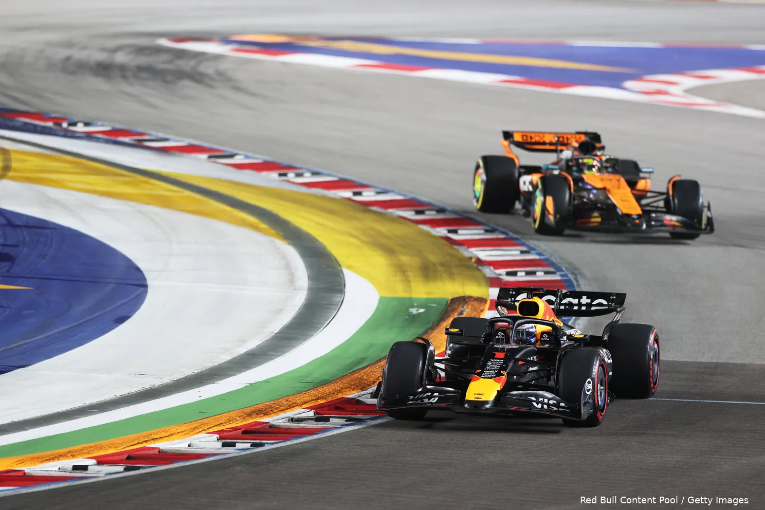 max-verstappen-lando-norris-start-race-singapore-2025