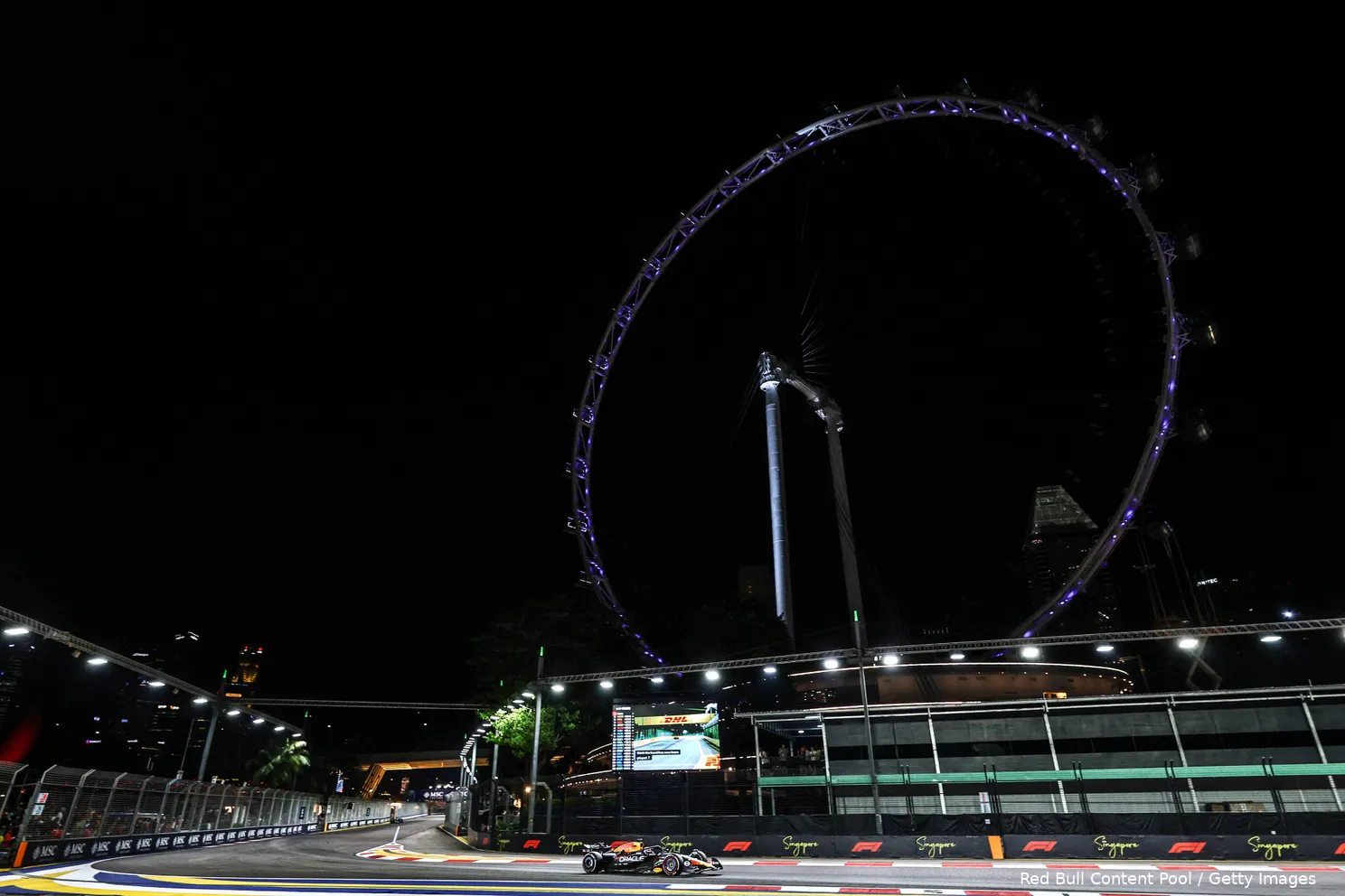max-verstappen-race-dag-singapore-2025-red-bull-racing
