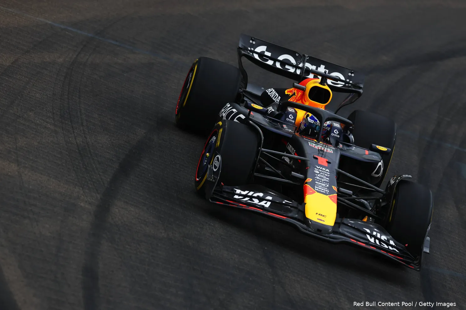 max-verstappen-red-bull-racing-2025-vt3