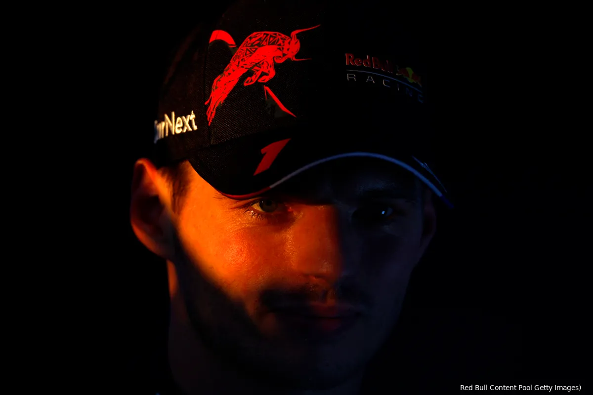 Verstappen beschrijft gevoel na mislukte pitstop: 'Veel scheldwoorden'