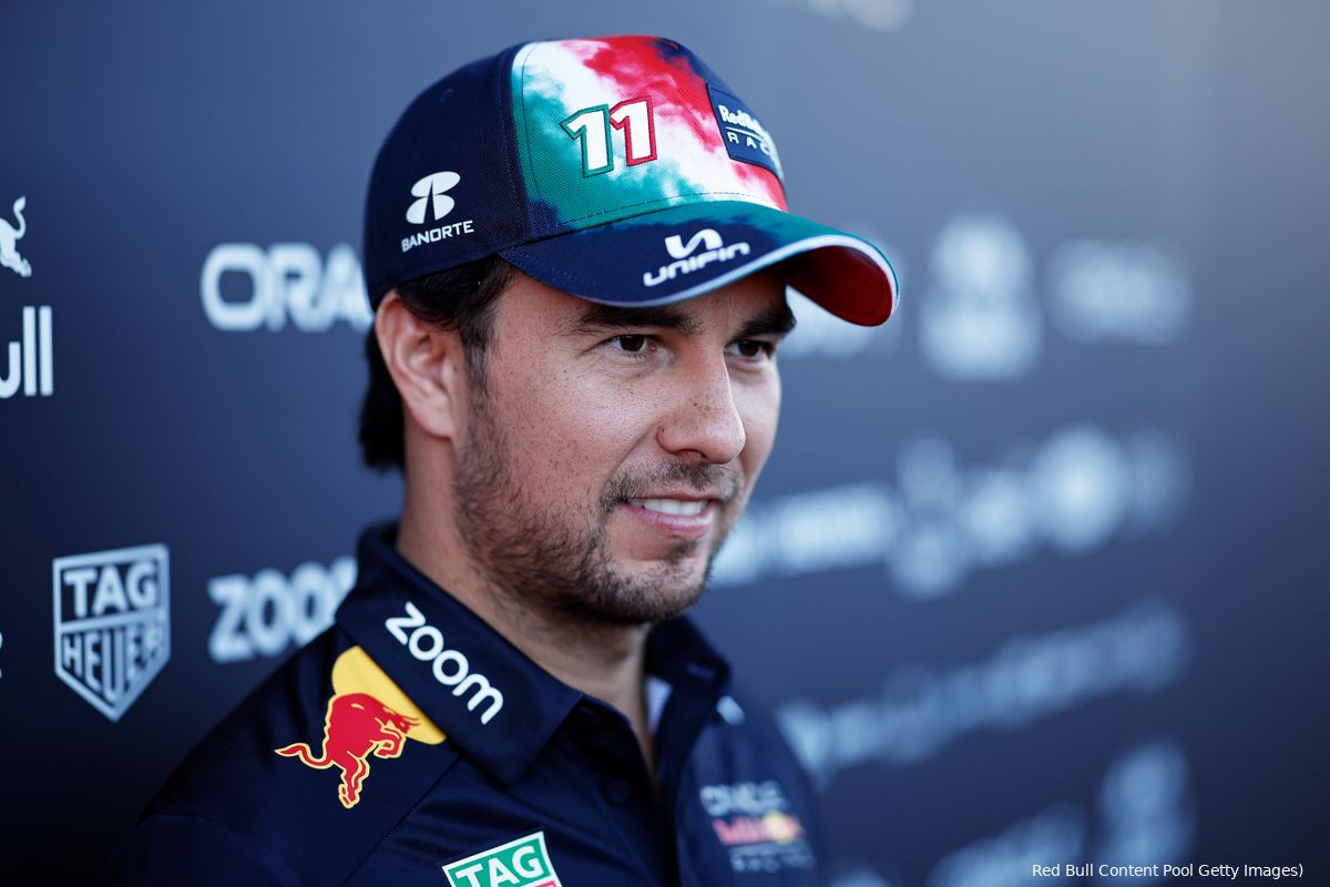 Pérez niet verbaasd over strijd tegen Red Bull: 'Zeker als je aan het winnen bent'
