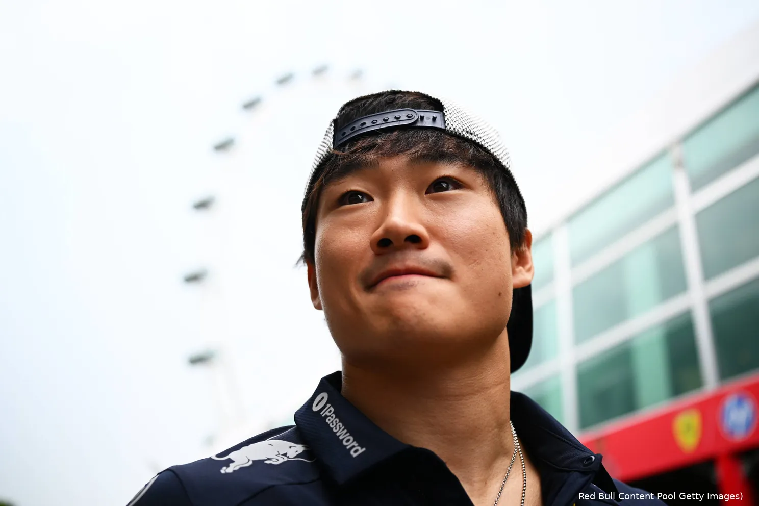 yuki-tsunoda-race-singapore-2025-red-bull-racing