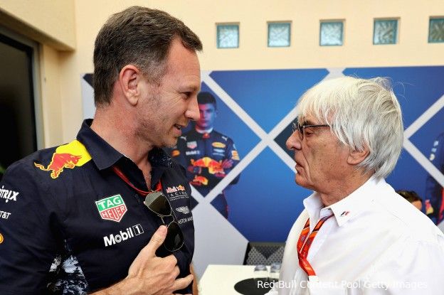 Ecclestone over incident Verstappen en Hamilton: 'Straf paste niet bij de misdaad'