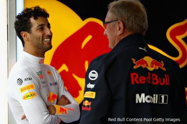 Marko: 'Ricciardo qua snelheid op hoogte van Verstappen, maar consistentie mist'