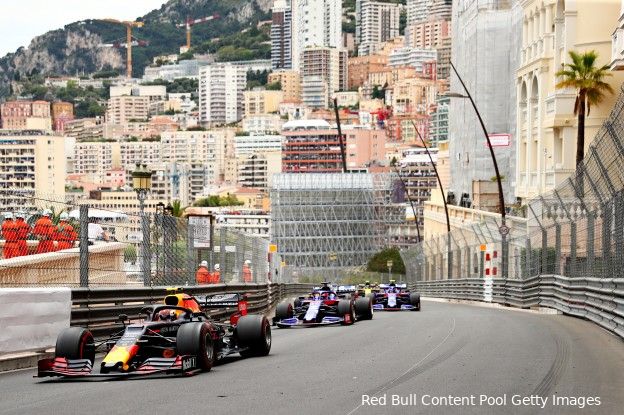 Formule 1 past ook in het nauwe Monaco baanlimieten toe