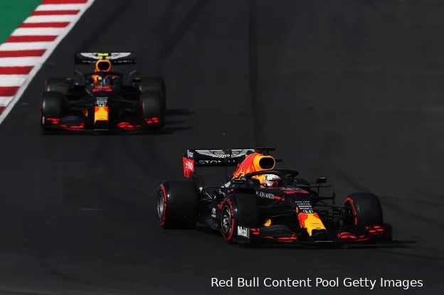 Hakkinen: 'Misschien let Albon teveel op set-up Verstappen'
