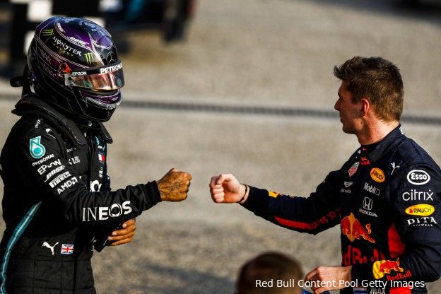 'Verstappen kijkt met grote interesse naar de situatie tussen Hamilton en Mercedes'