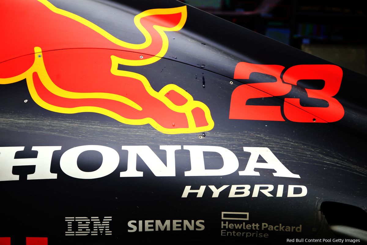 Flinke bak aan nieuwe motoronderdelen voor Red Bull-rijders Verstappen en Perez