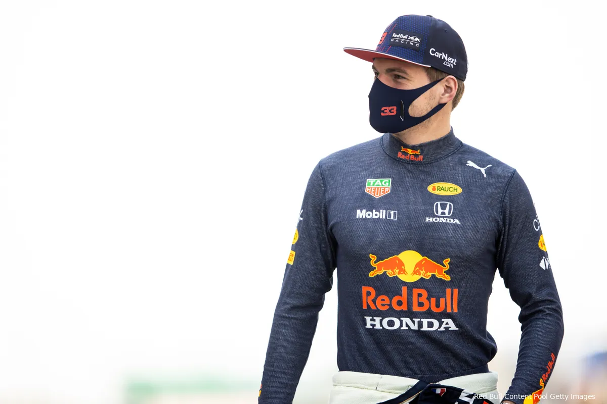 Verstappen trots op Red Bull-fabriek: 'Hun werk betaalt zich nu uit'