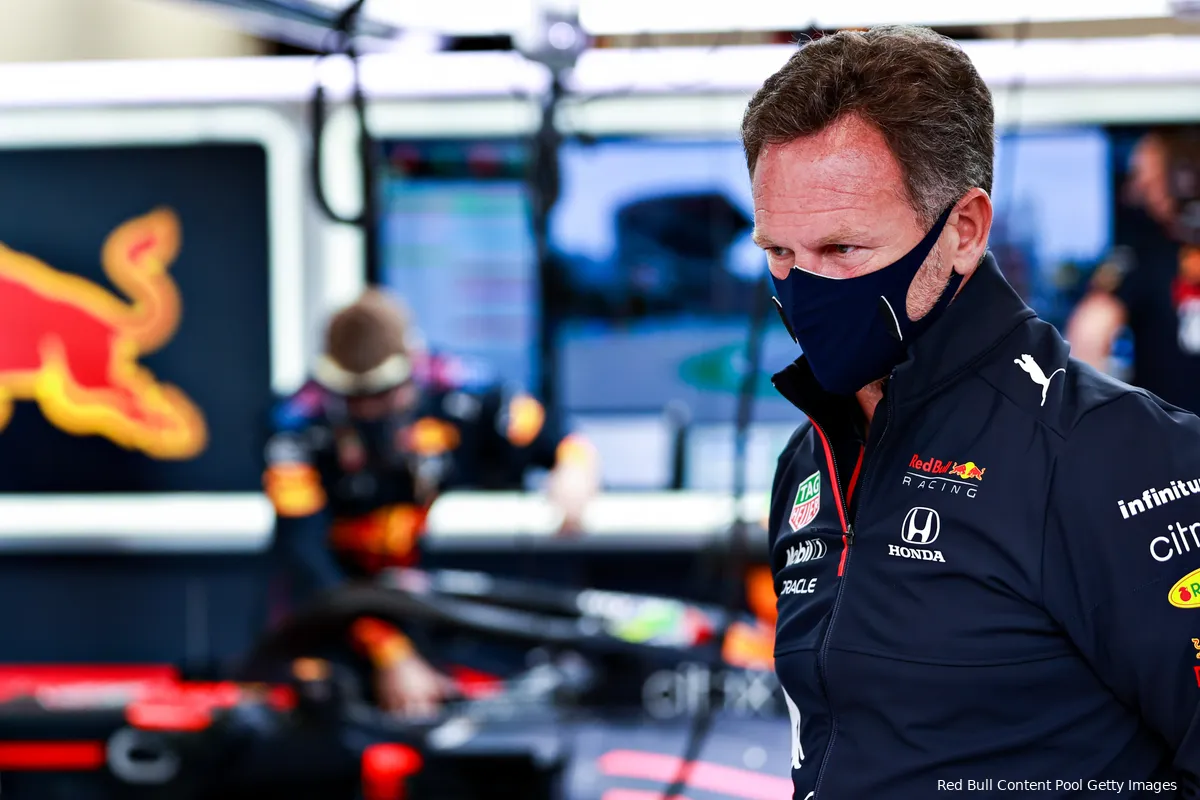Horner: 'Mercedes houdt zich meer met zaken van andere teams bezig dan wie dan ook'