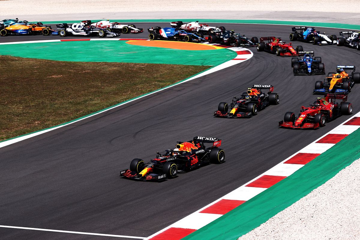 Palmer: 'Verstappen nam een groot risico bij de herstart in Portugal'