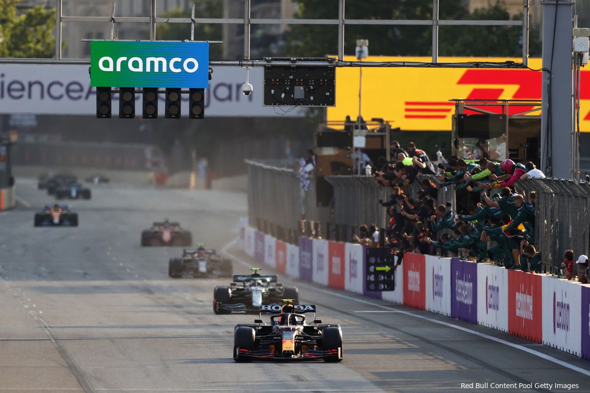 'Red Bull, Aston Martin en drie andere teams te coulant met Pirelli-richtlijnen in Baku'