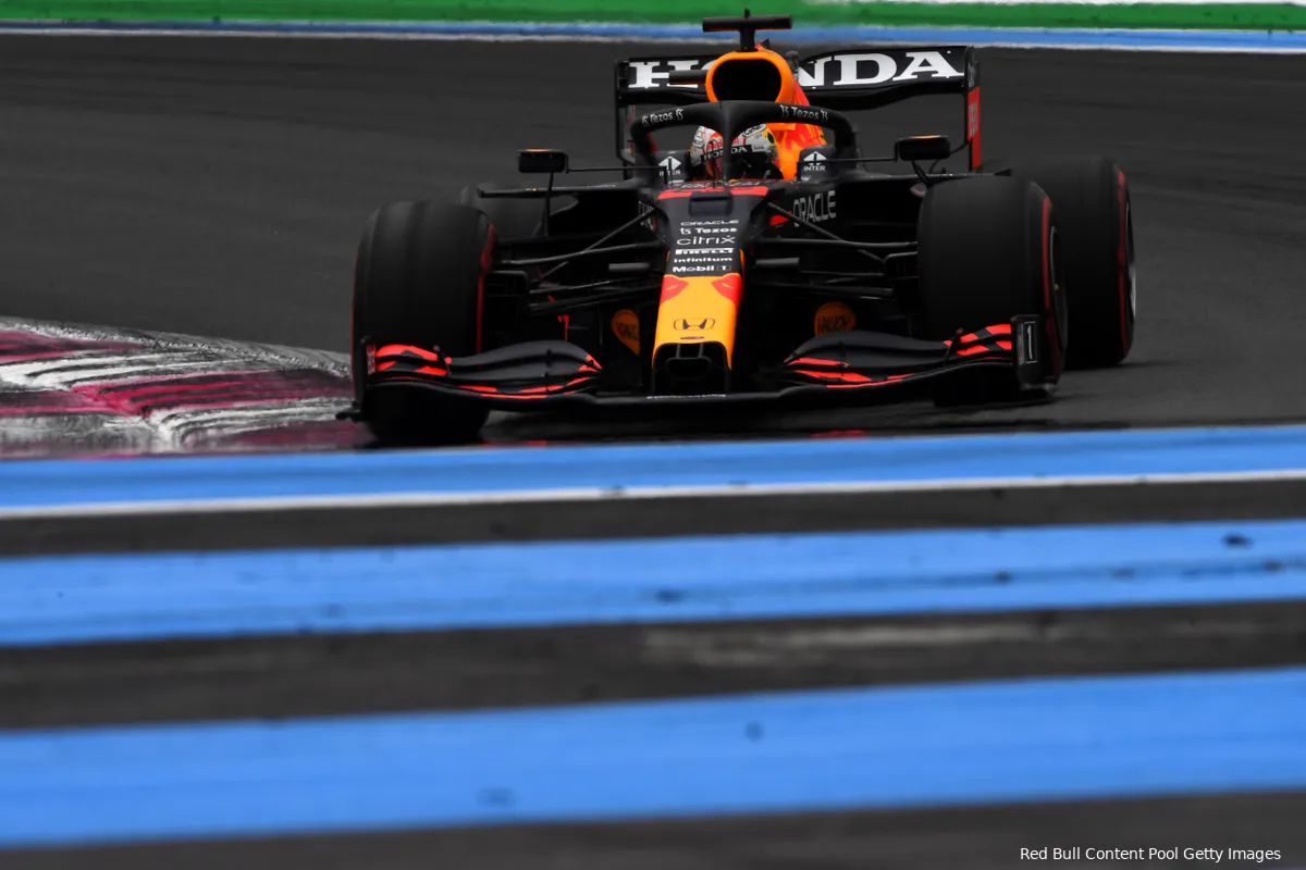 Verstappen wint GP Frankrijk na strategische meesterzet, Hamilton tweede