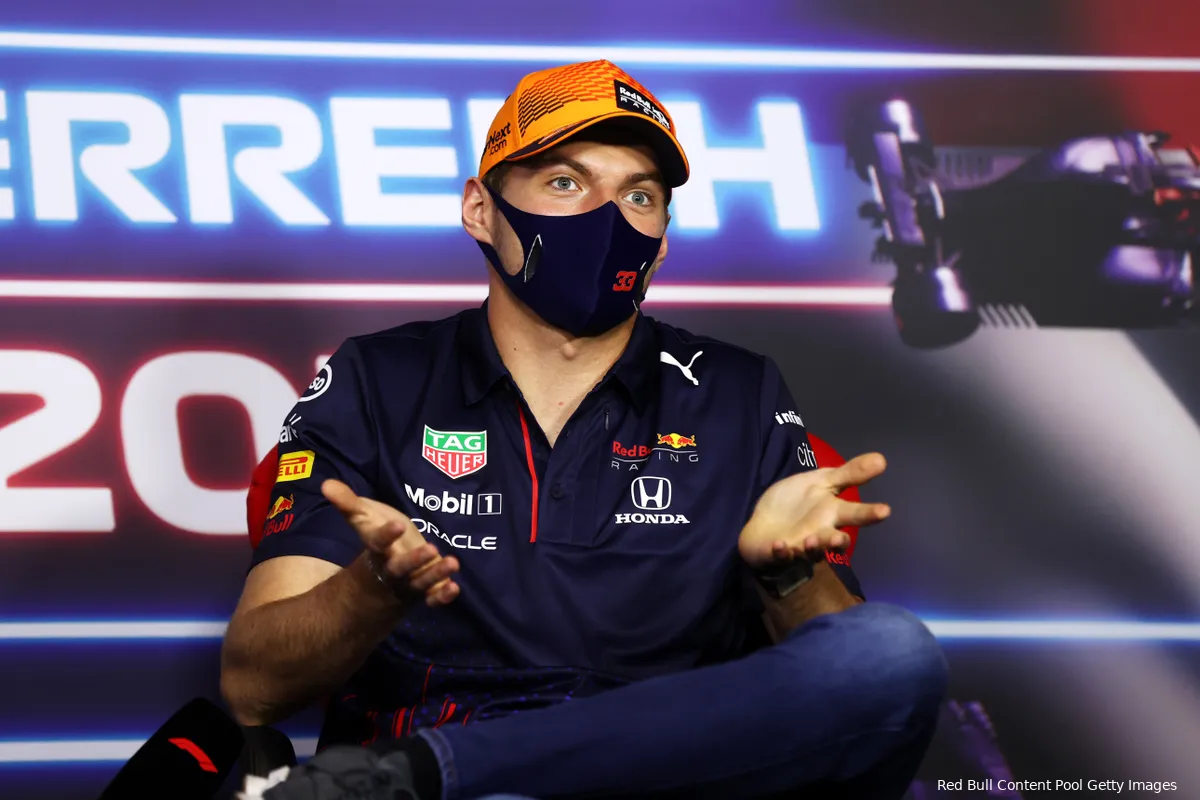 Verstappen geniet: 'Laatste jaren heeft Mercedes nooit concurrentie gehad van buitenaf'