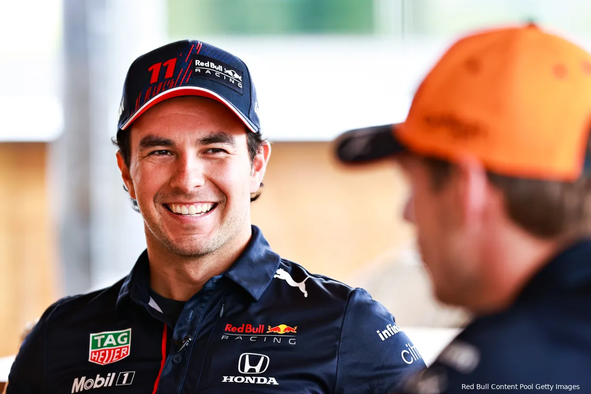 Perez kijkt steeds minder naar Verstappen: 'Belangrijk dat we onze eigen weg inslaan'