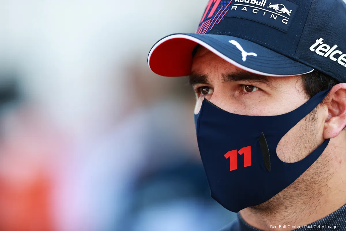 Honda-motor Perez gesneuveld: 'Bottas maakte een fout en mijn race is verpest'