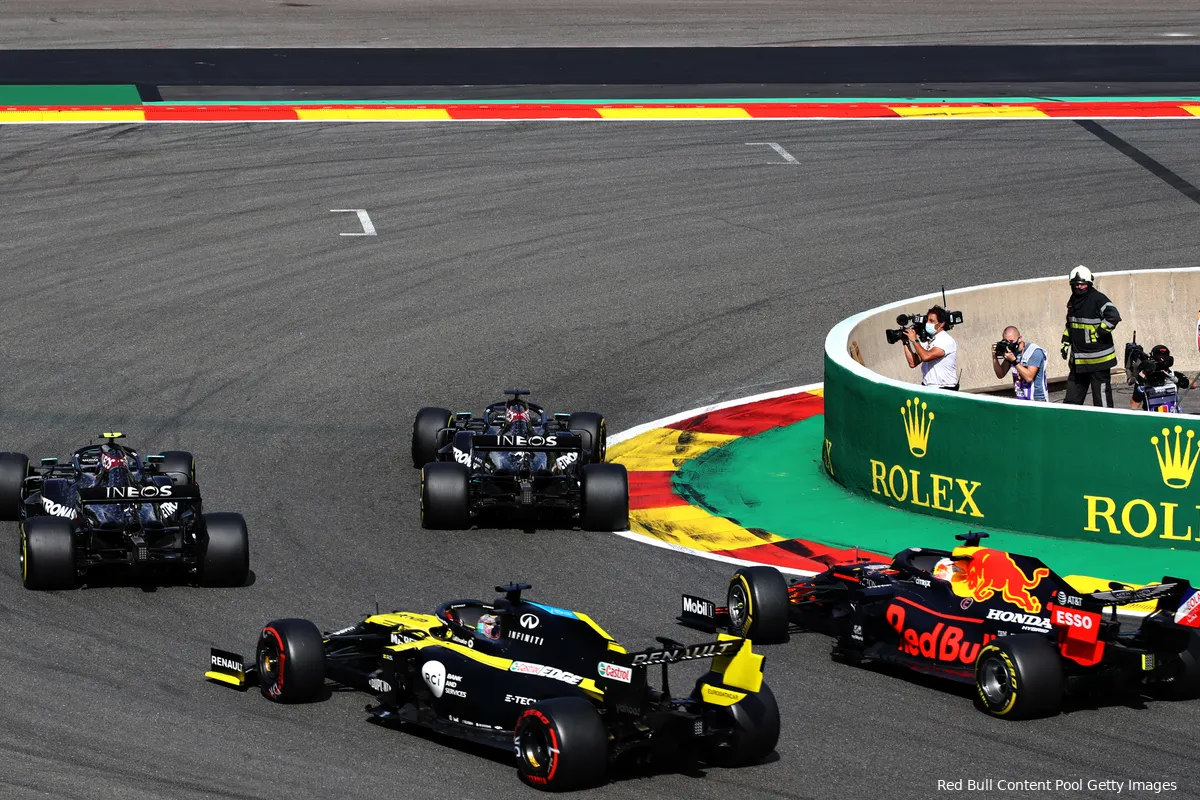 Vormcheck Spa | Kan Verstappen met rugdekking een Mercedes-fort innemen?