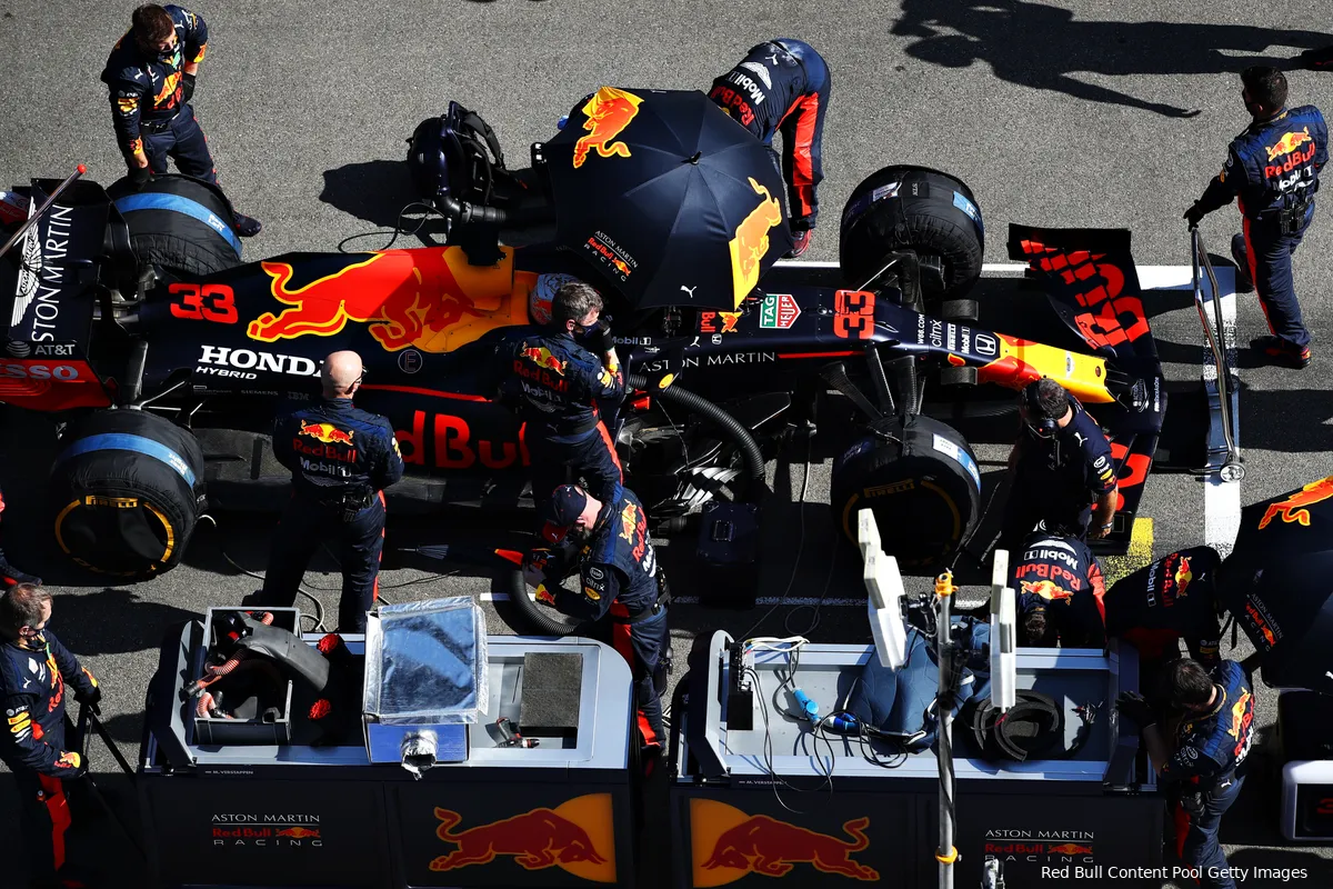 Moet Red Bull in Rusland voor Verstappens motorwissel gaan?