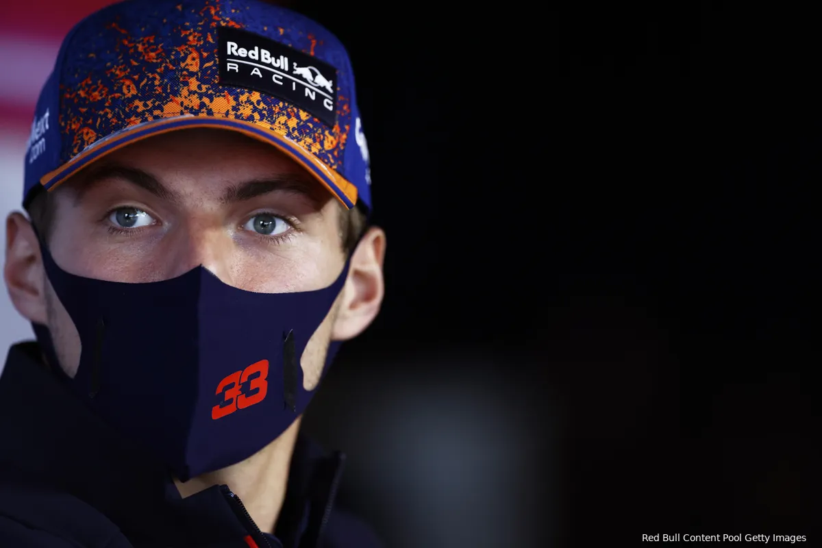 Verstappen geen fan van winnaarsbeker Zandvoort: 'Het is een lelijk ding'