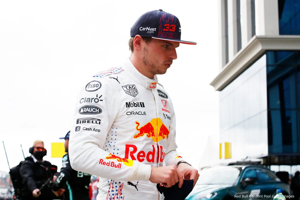 Verstappen schrikt van gat met AlphaTauri: 'Dan doen wij iets niet goed'