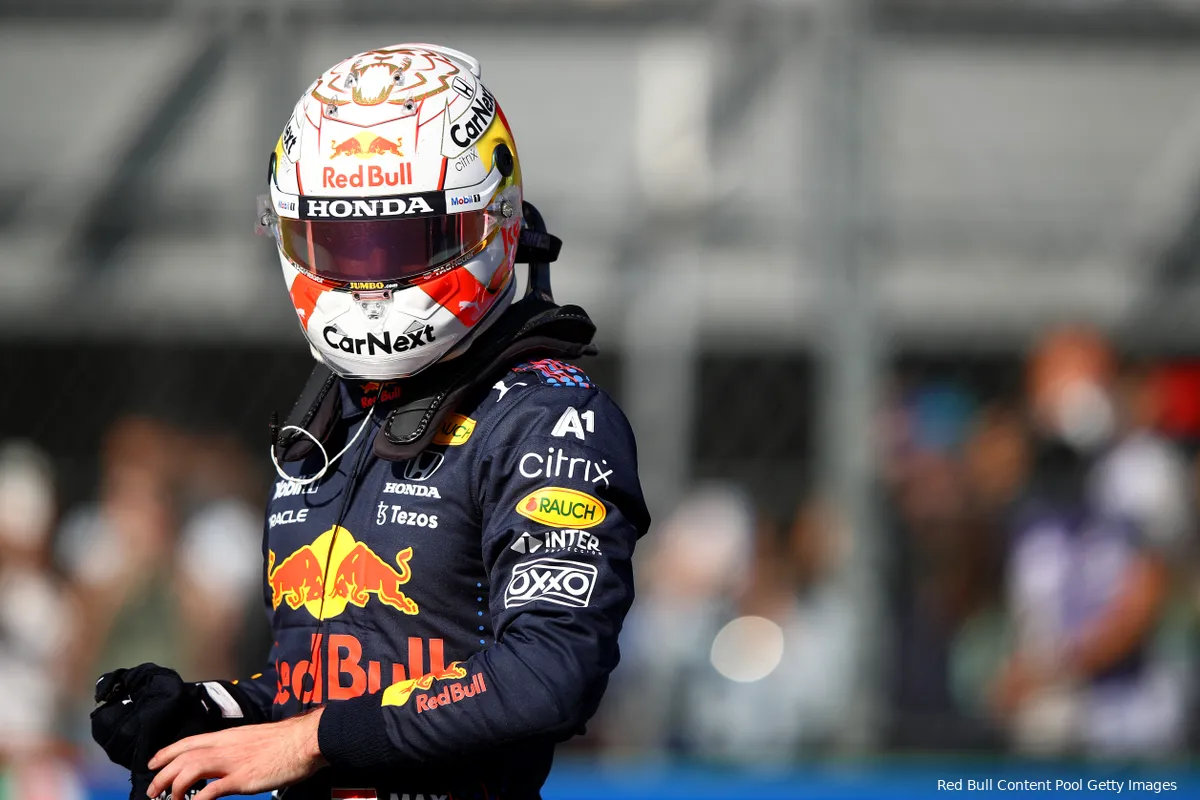 Verstappen weigert ook na winst te denken over wereldtitel: 'Het kan zo weer omdraaien'