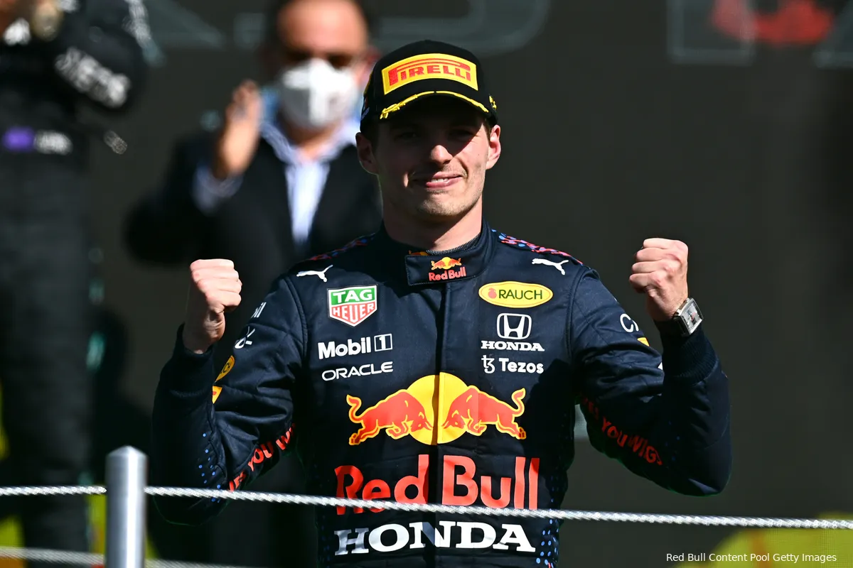 Verstappen gelooft niet in momentum: 'We moeten alles goed doen'