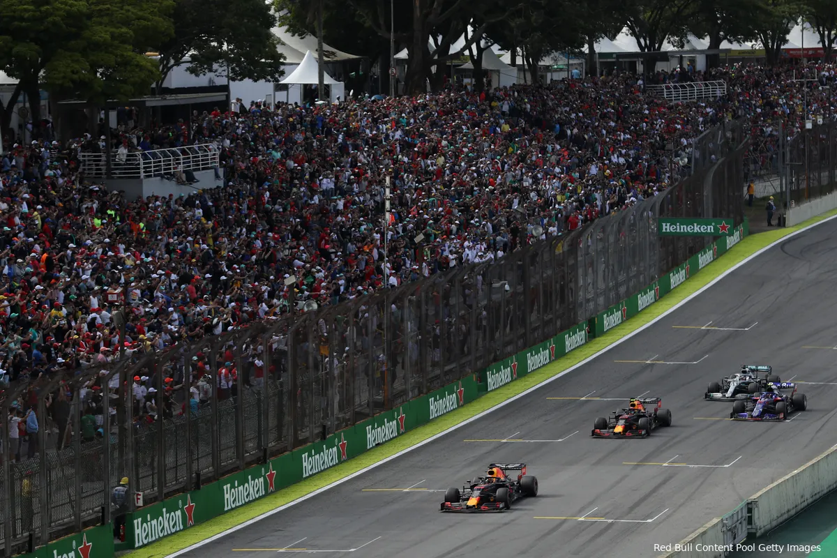 Logistieke chaos op weg naar Brazilië: lange nacht voor monteurs in F1