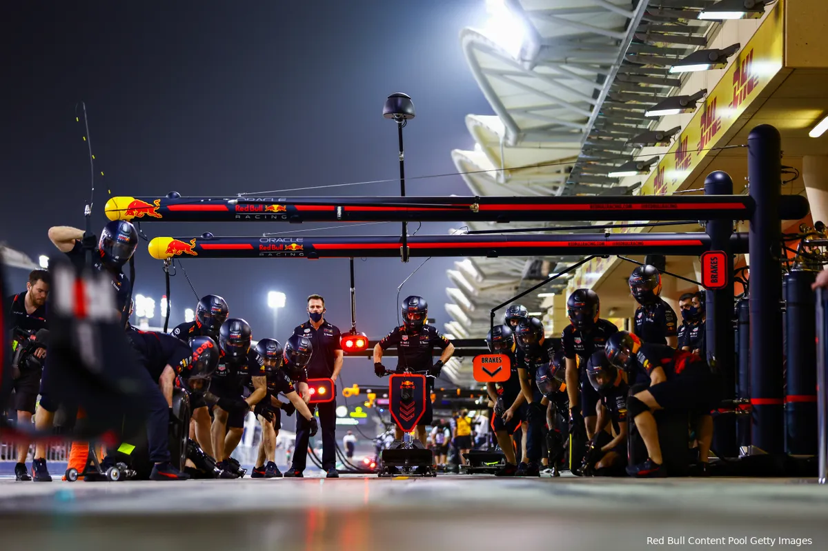 red bull racing pitstraat bahrein