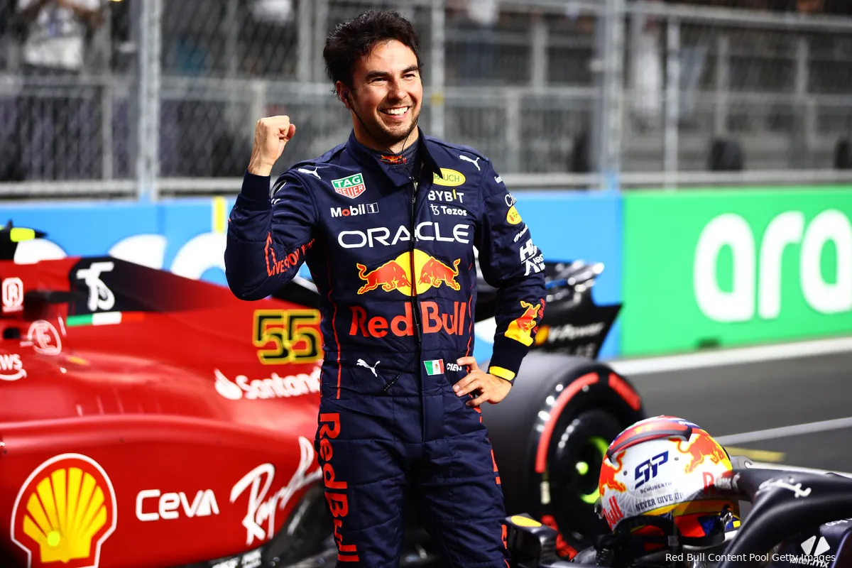 Zaterdag GP Saoedi-Arabië 2022 | Pérez verrast Leclerc en Ferrari met eerste F1-pole