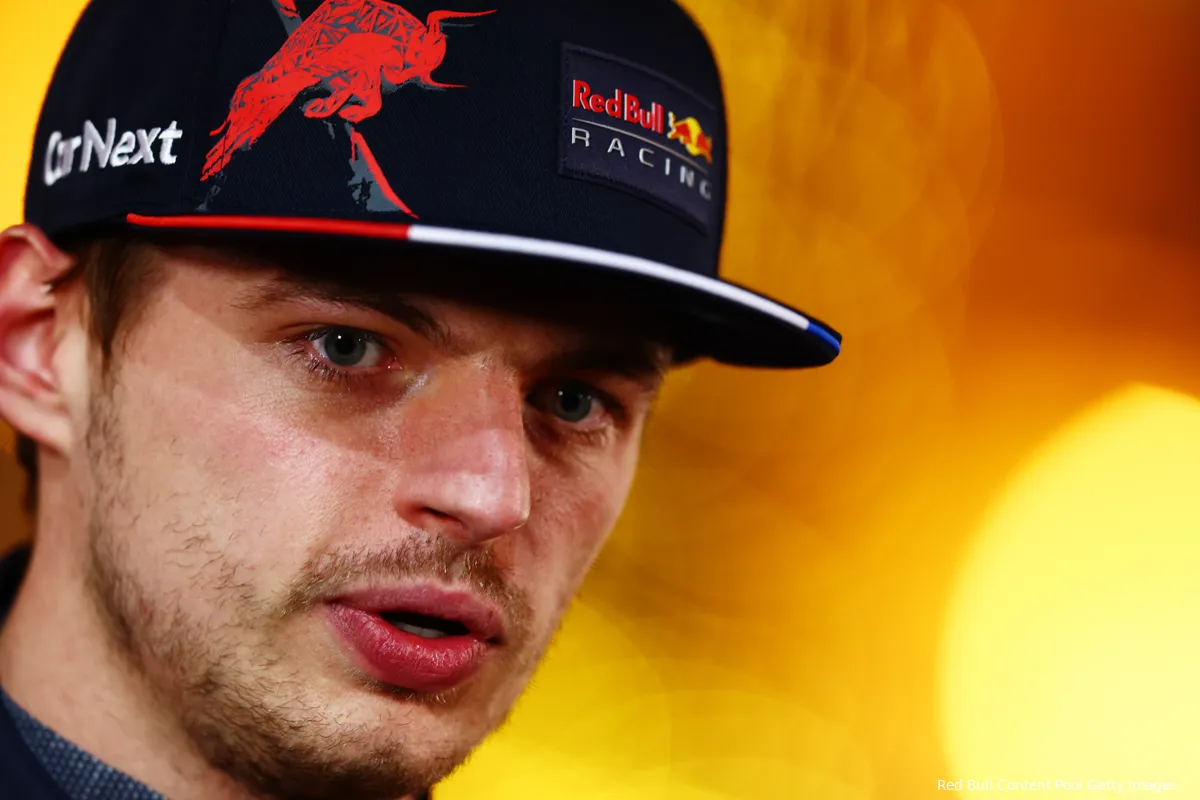 Verstappen ontgoocheld: 'Je valt weleens uit, maar dit mag niet op dit niveau'