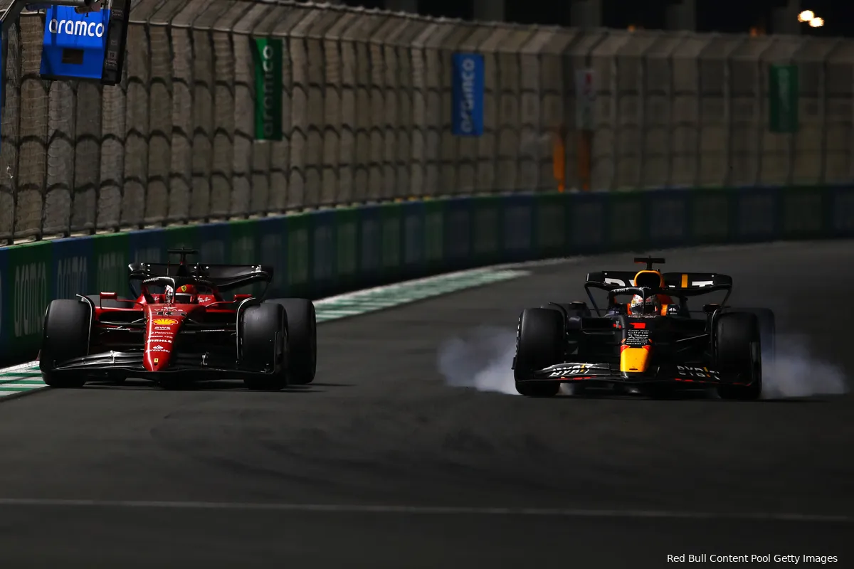 Verstappen cruciaal voor Leclerc in titelstrijd: 'Max haalt het beste in hem naar boven'