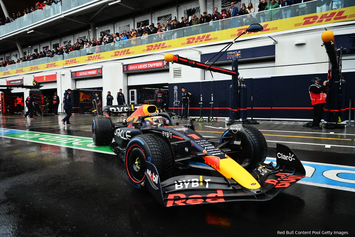 Verstappen pakt met overmacht pole in kletsnat Canada, Alonso verrast met tweede startplek