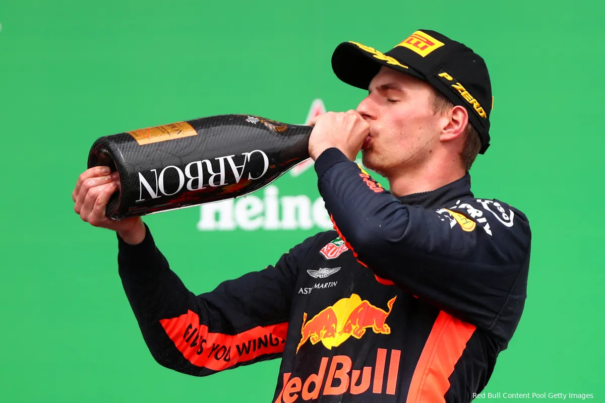 Verstappen gaat voor een herhaling van Baku: 'Met een één-twee over de finish'