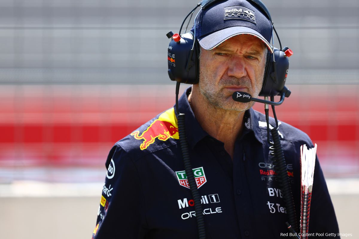 Newey wijst domme problemen aan bij Red Bull: 'De voetsteun was een kilo te zwaar'
