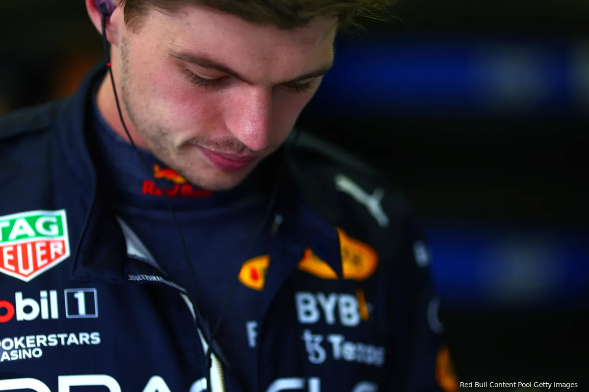 Verstappen: 'Ik dacht binnen een paar bochten dat mijn auto uit elkaar viel'