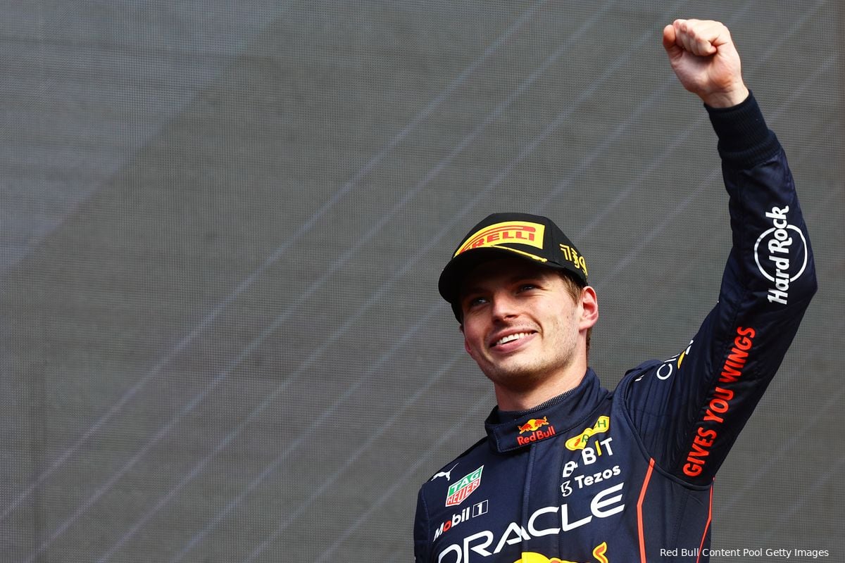 Ondertussen in F1 | Nederlands volkslied klinkt voor Verstappen na majestueuze overwinning