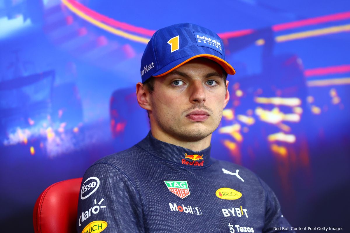 Verstappen over vroege stop Leclerc: 'Hopelijk was die tear-off niet van mij'