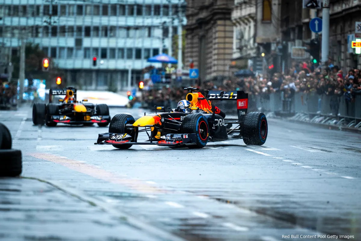 david coulthard patrick friesacher red bull racing f1 demo belgrado servie 2022