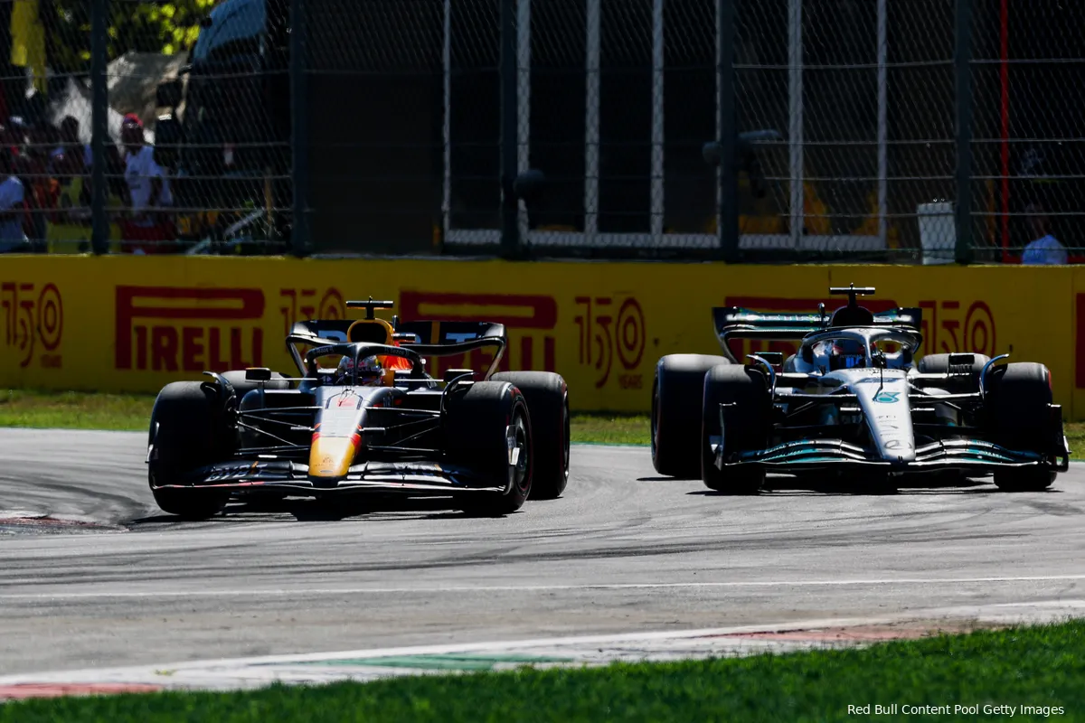 max verstappen george russell rb18 red bull racing w13 mercedes f1 gp italie 2022