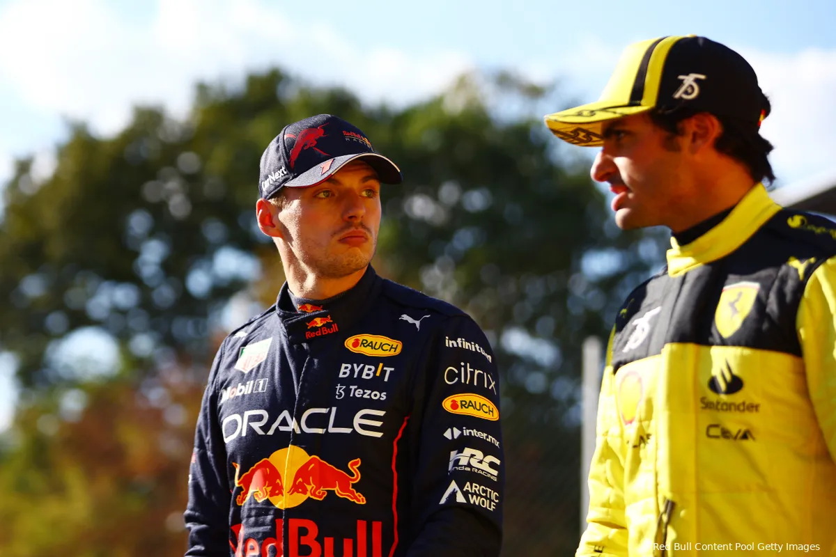 Verstappen maakt zich geen zorgen om Ferrari: 'Dan halen we ze toch wel in'