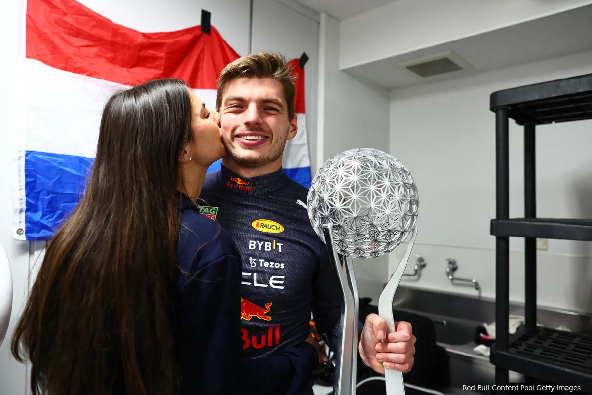 kelly piquet max verstappen red bull racing f1 gp japan 2022