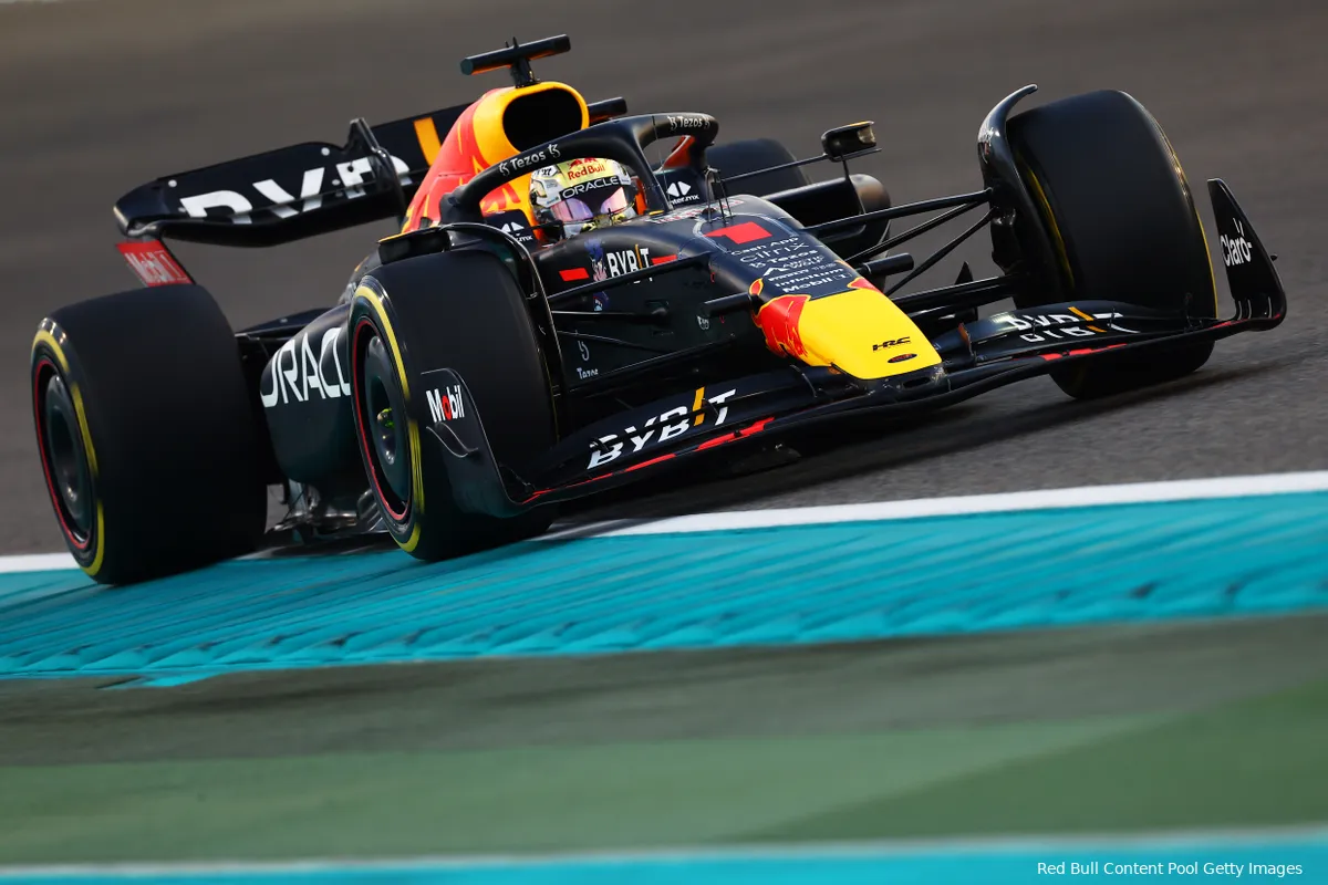 max verstappen rb18 red bull racing f1 gp abu dhabi 2022