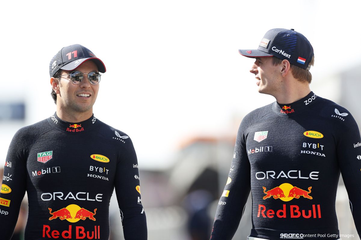 Horner instrueert Verstappen en Pérez: 'Gaat in het ene oor erin en het andere oor eruit'