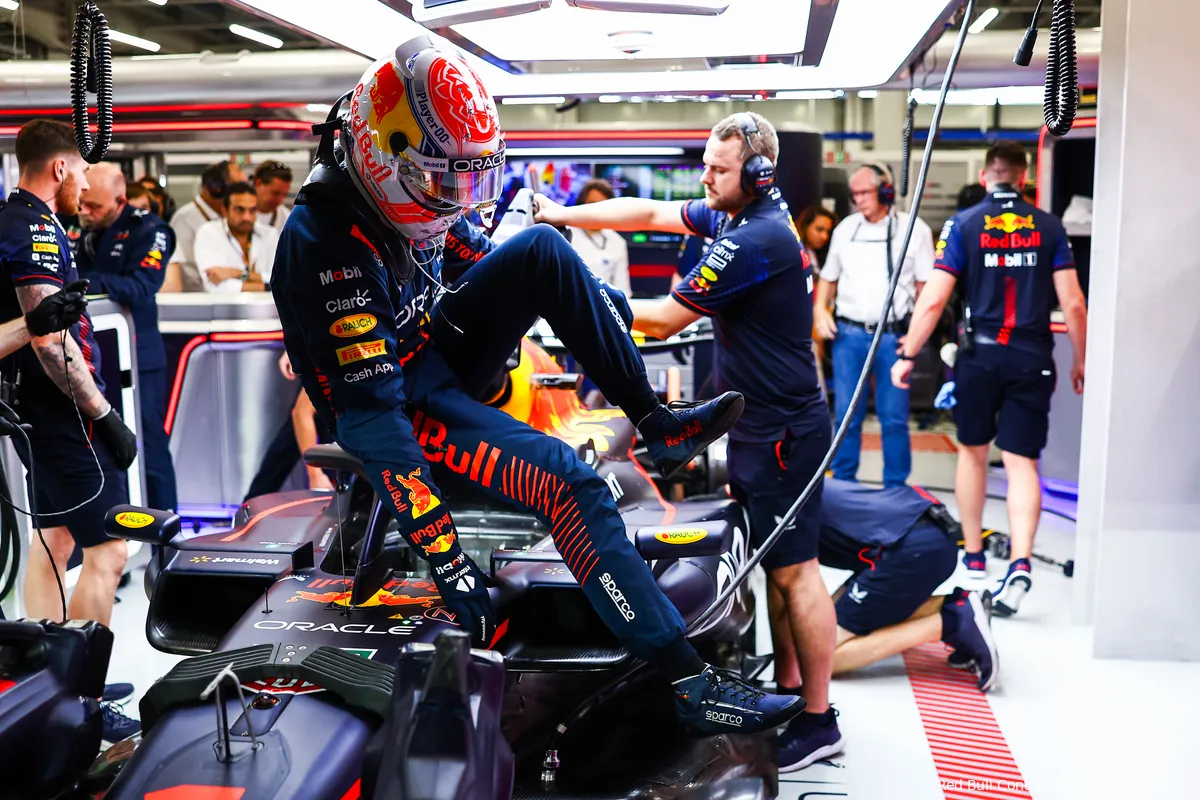 Vasseur schetst scenario: 'Dan staat Pérez na Monaco honderd punten voor Verstappen'