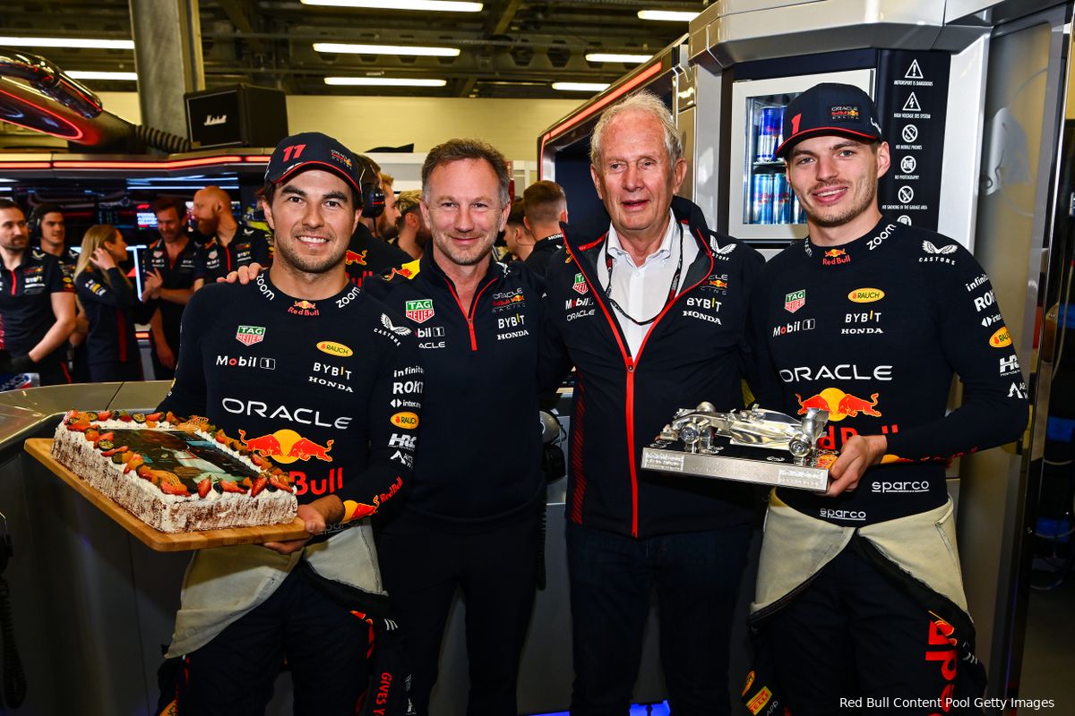 Ondertussen in F1 | Red Bull viert feest bij jubileum: 80-jarige Marko sprint om champagne te vermijden
