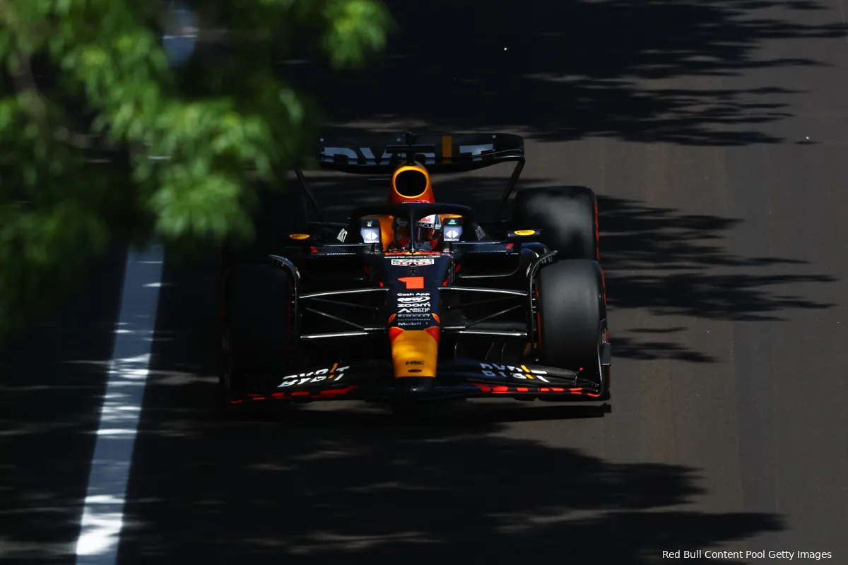 Verslag VT2 | Verstappen leidt de dans, Leclerc zorgt voor rode vlag